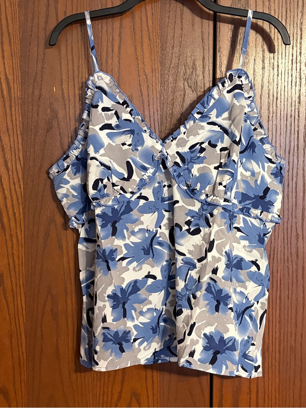 Zenobia Blue Floral Print Tank